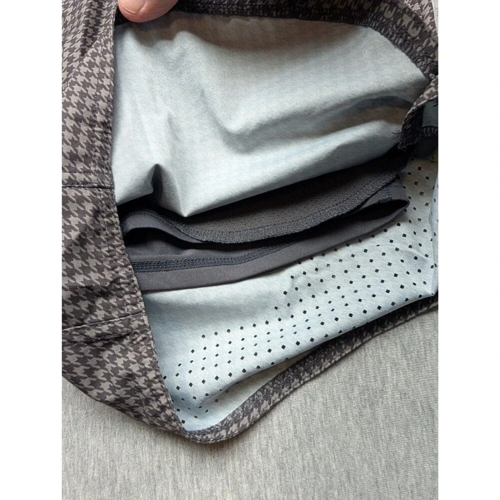 Legends Men's Performance Lined Athletic Shorts in Houndstooth Print